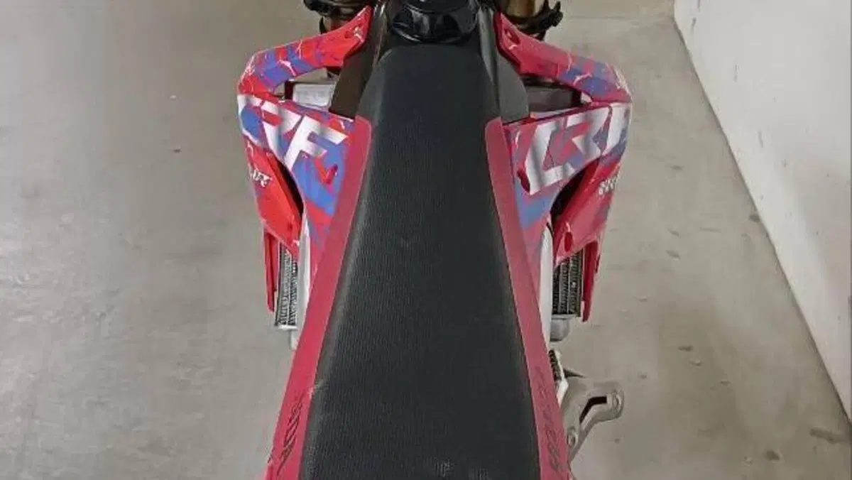 Honda CRF 450R (2008)  (3)