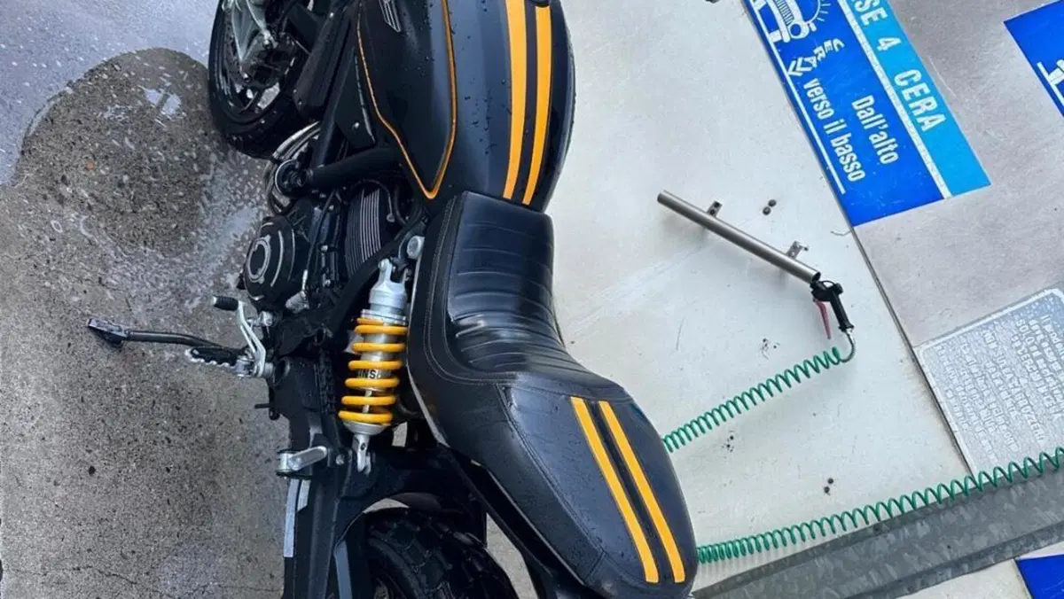 Ducati Scrambler 1100 Sport (2018 - 20)  (2)