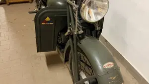 Moto Guzzi   (4)