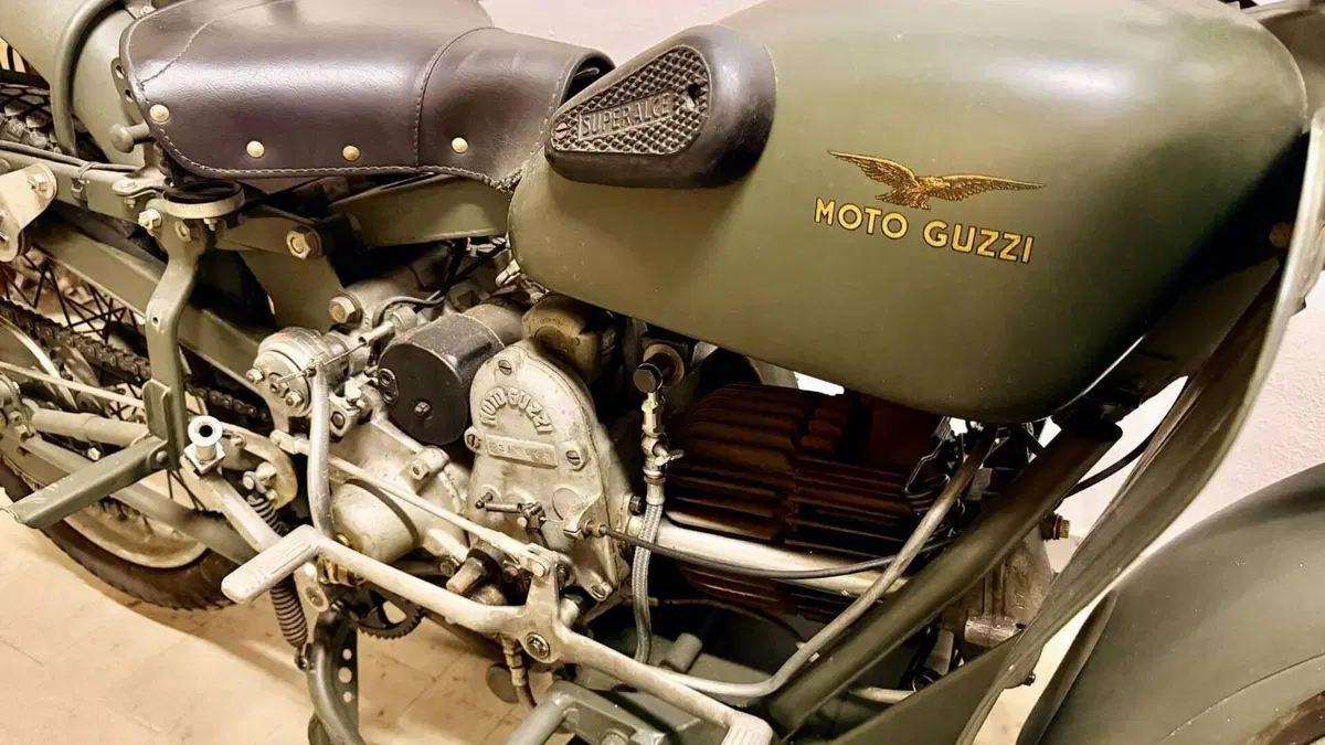 Moto Guzzi   (5)