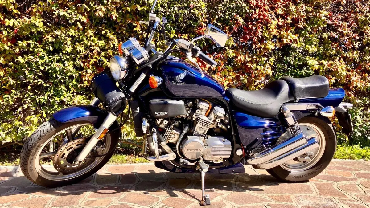 Honda   (2)