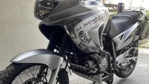 Honda Transalp XL 650V (2005 - 06)  (6)