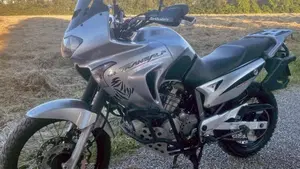 Honda Transalp XL 650V (2005 - 06)  (14)