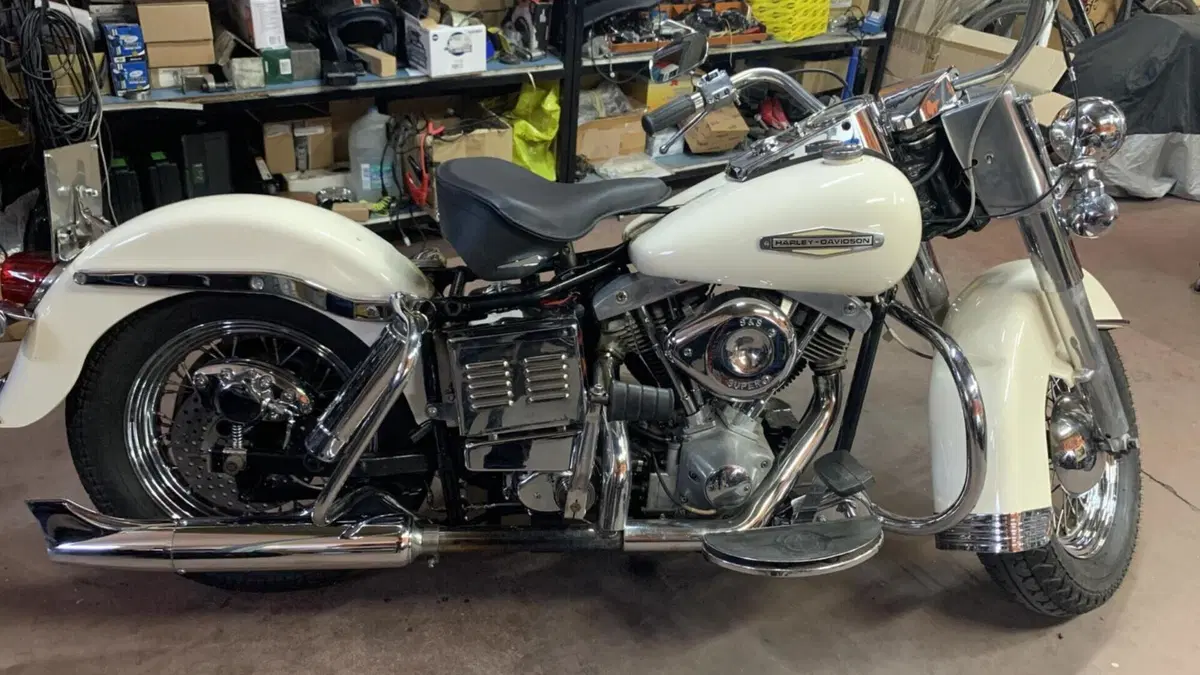 Harley-Davidson   (9)