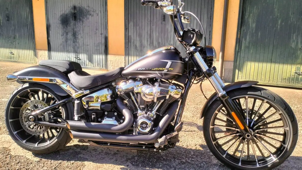Harley-Davidson Breakout 117 (2023 - 24) 