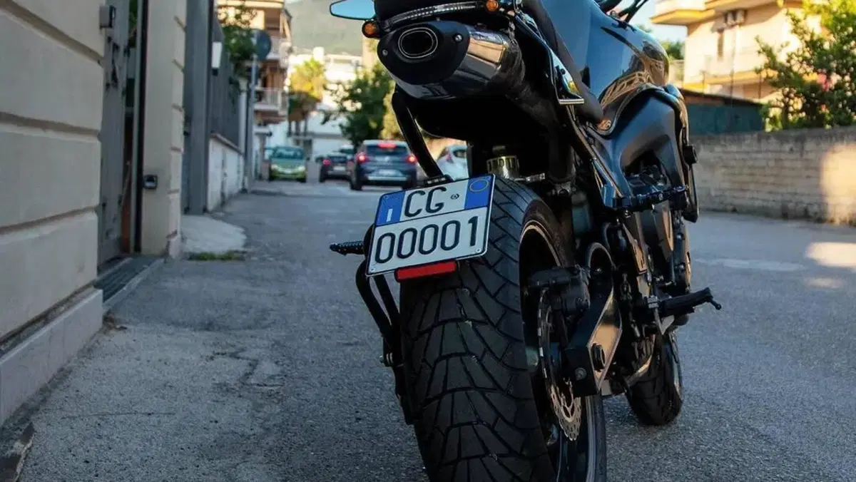 Yamaha FZ6 (2004 - 07)  (3)