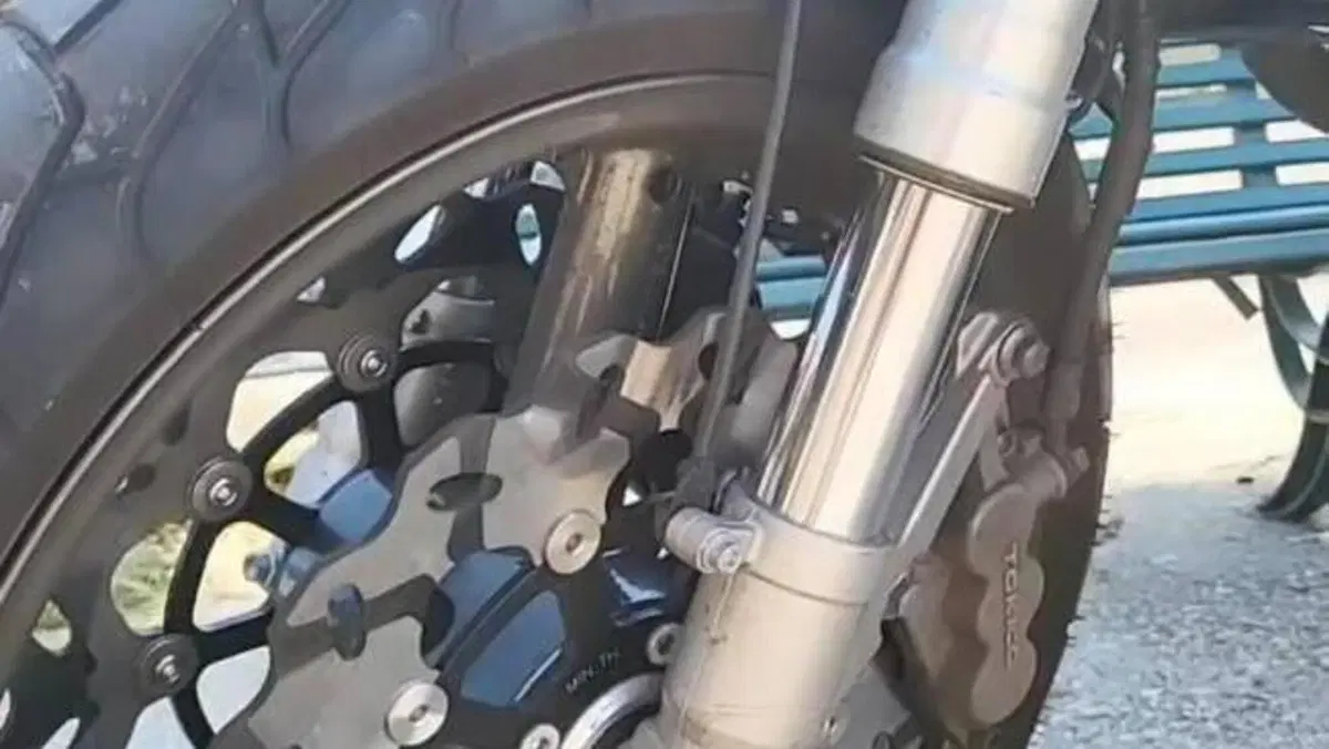 Yamaha FZ6 (2004 - 07)  (4)