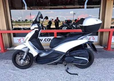 Piaggio Beverly 350 SportTouring ie ABS (2011 - 17) - Annuncio 10039734