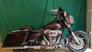 Harley-Davidson 1800 Street Glide (2010 - 11) - FLHXSE 