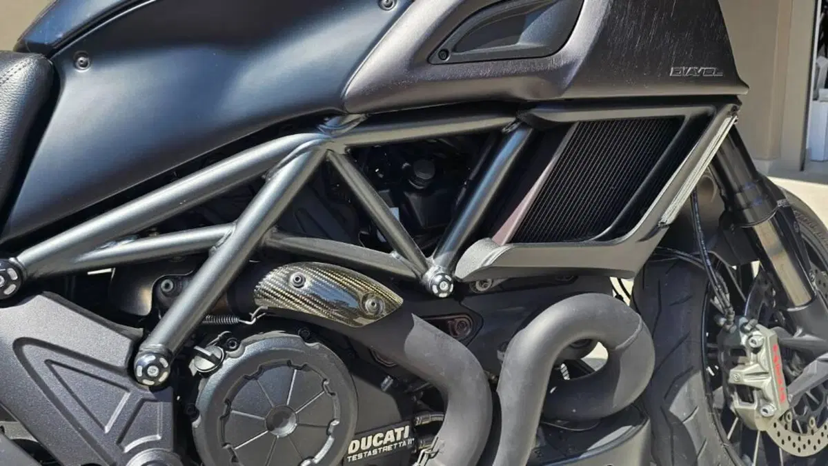 Ducati Diavel 1200 (2014 - 16)  (10)