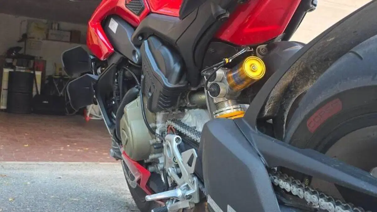 Ducati Streetfighter V4 1100 S (2021 - 22)  (6)