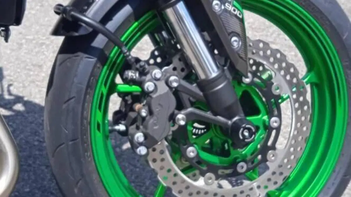 Kawasaki Z 900 (2021 - 24)  (10)