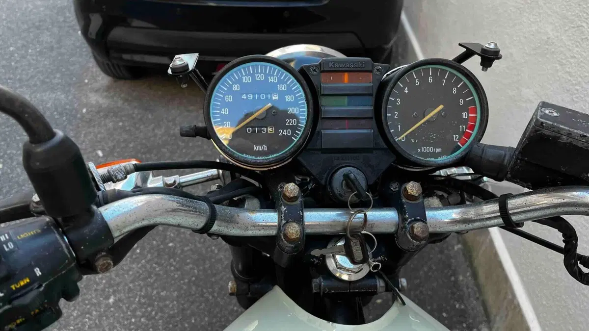Kawasaki   (4)