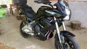Kawasaki Versys 650 Tourer (2010 - 14)  (2)