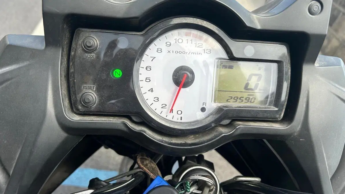 Kawasaki Versys 650 Tourer (2010 - 14)  (3)