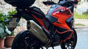 KTM 1290 Super Adventure S (2022 - 25)  (16)