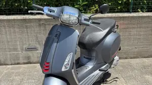 Vespa Sprint 125 (2021 - 24)  (3)
