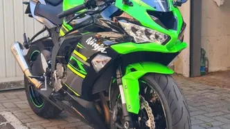 Kawasaki Ninja 636 ZX-6R KRT (2019 - 20) usata