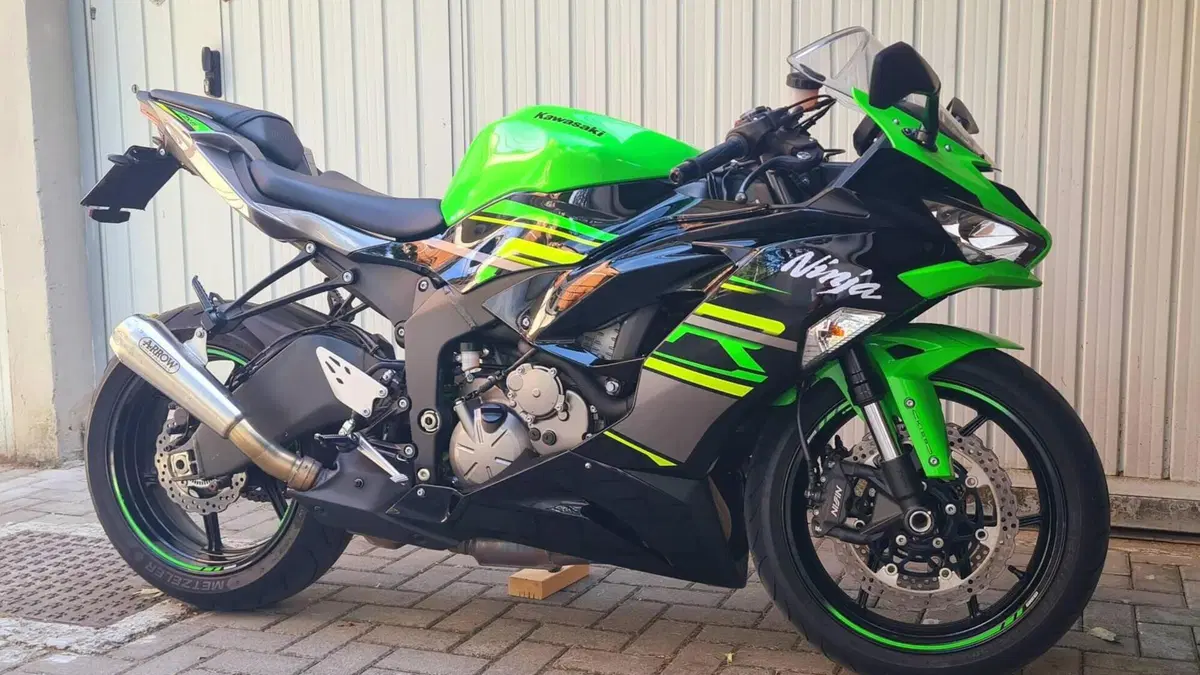 Kawasaki Ninja 636 ZX-6R KRT (2019 - 20)  (2)