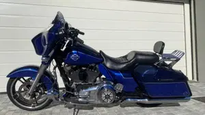 Harley-Davidson 1690 Street Glide Special (2014 - 16) - FLHX  (2)