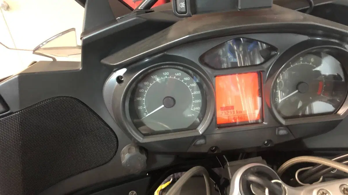 Bmw R 1200 RT (2010 - 13)  (4)