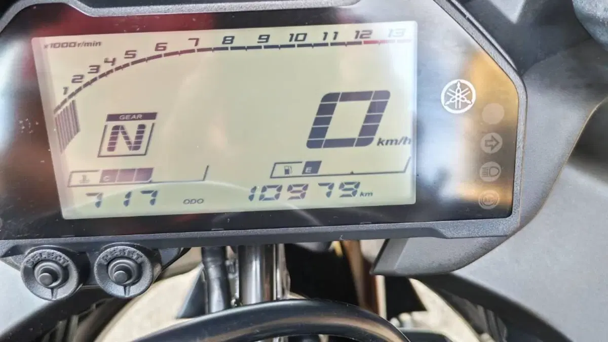 Yamaha YZF R3 (2021 - 24) 