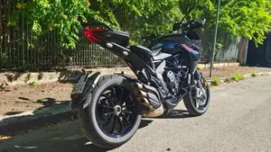 MV Agusta Turismo Veloce 800 R (2023 - 26)  (3)