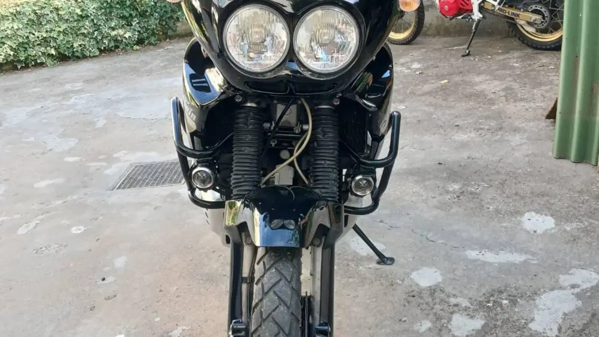 Honda Africa Twin XRV 750 (1996 - 02)  (8)