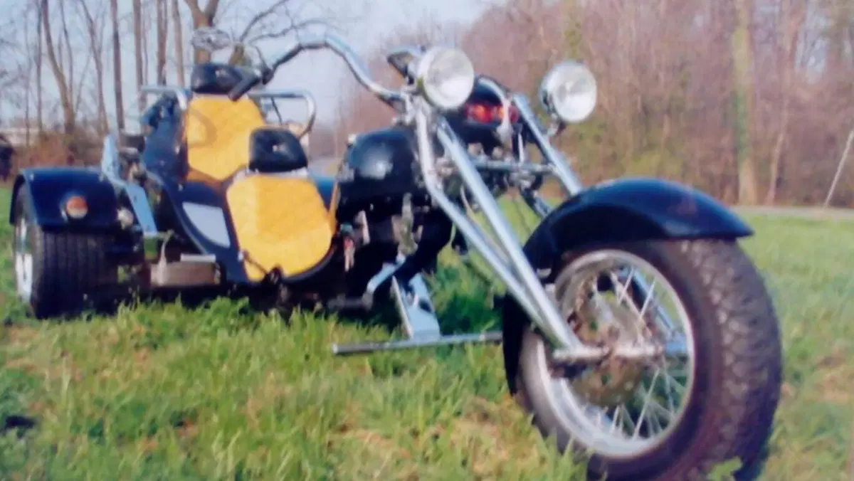 Harley-Davidson Tri Glide Ultra Anniversary (2023)  (2)