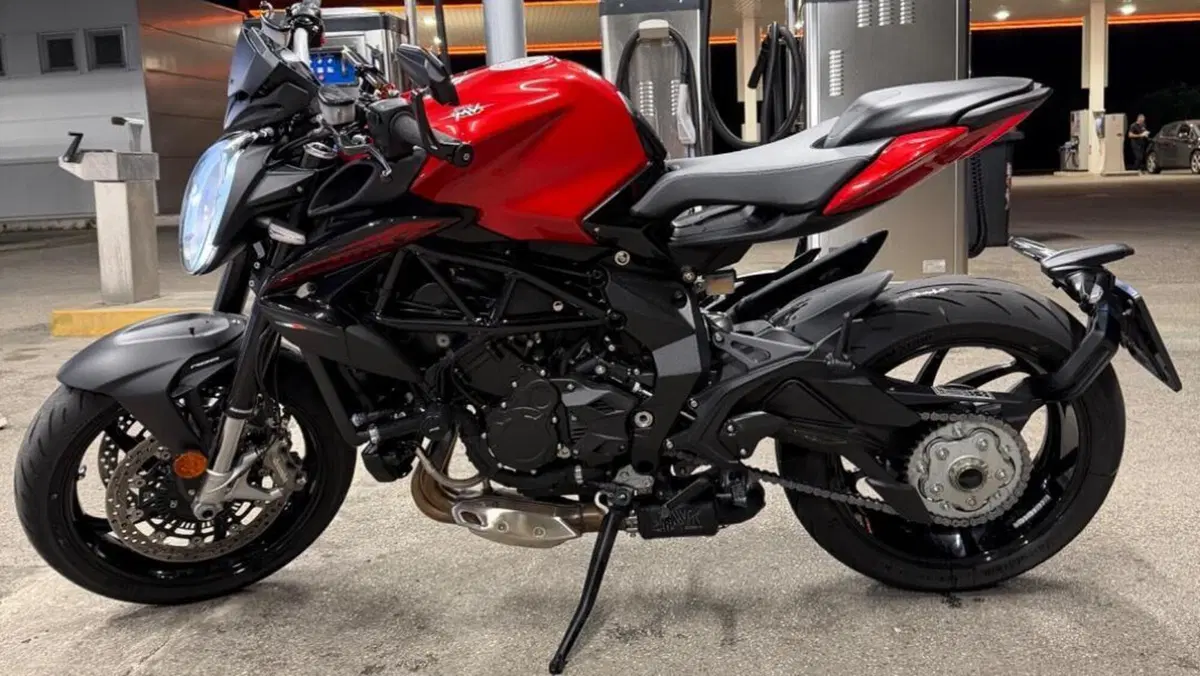 MV Agusta Brutale 800 R (2023 - 25)  (3)