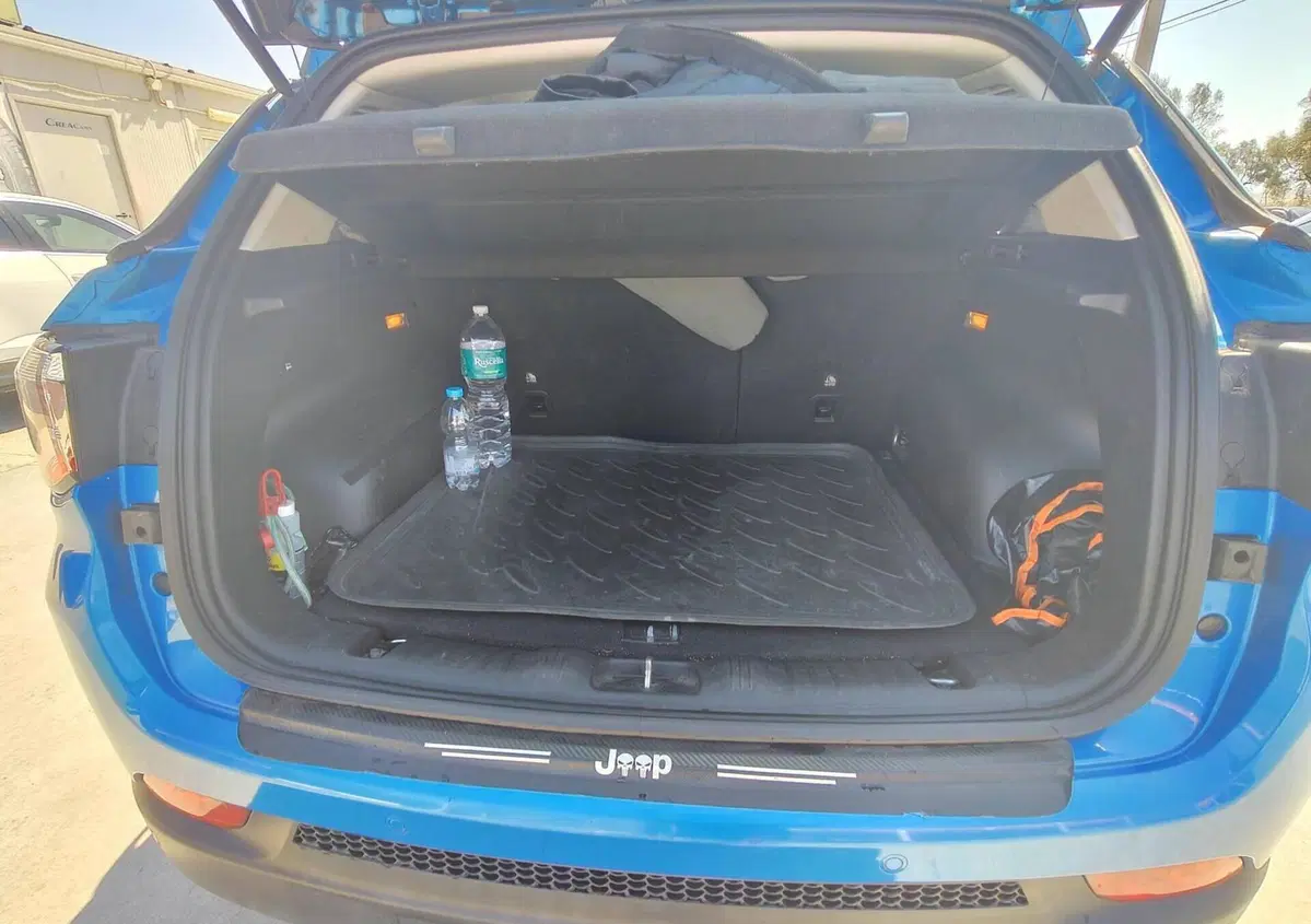 Jeep Compass 1.6 Multijet II 2WD Night Eagle (5)
