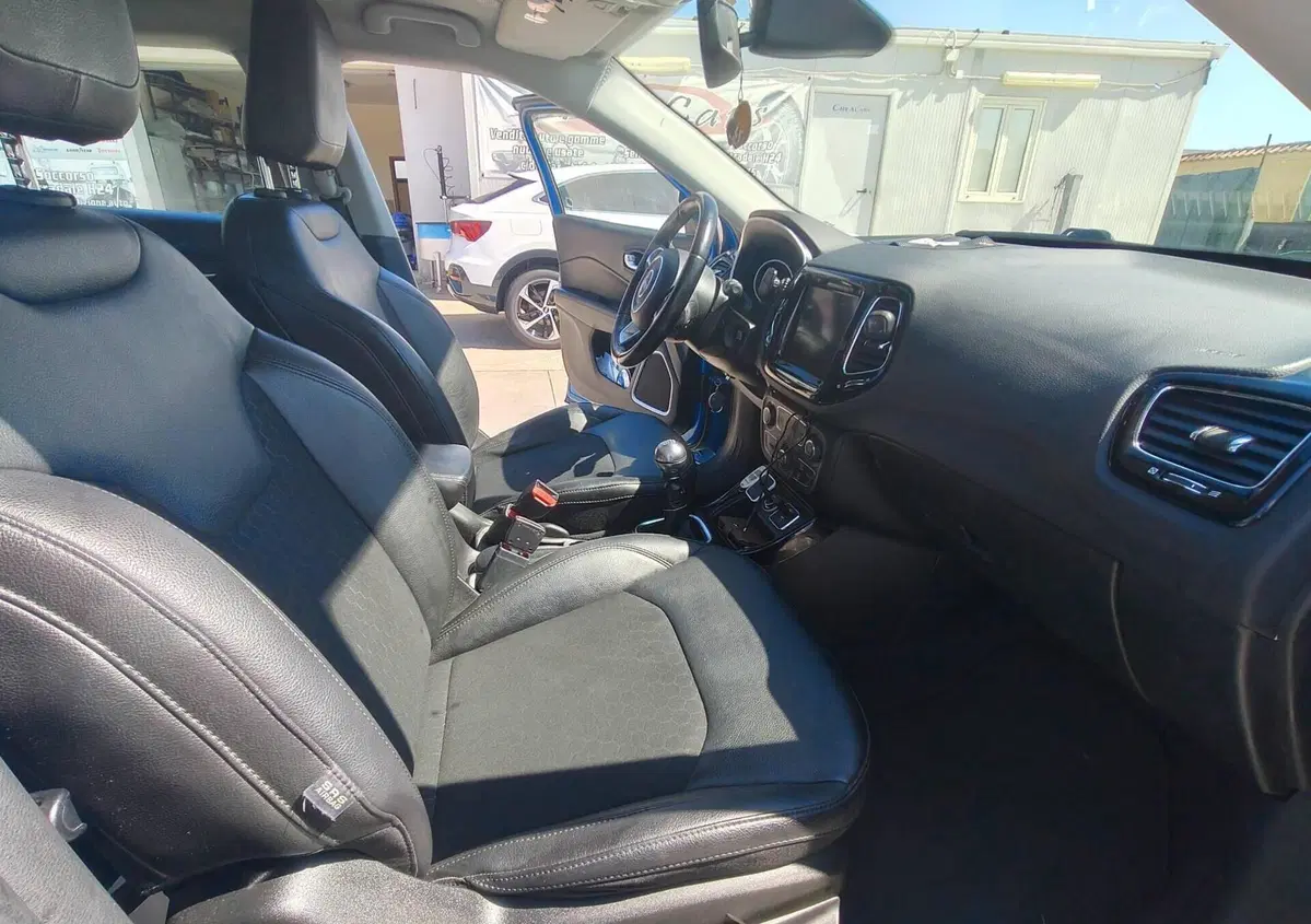Jeep Compass 1.6 Multijet II 2WD Night Eagle (6)
