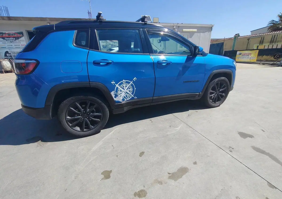 Jeep Compass 1.6 Multijet II 2WD Night Eagle (8)