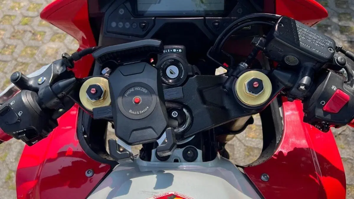 Honda CBR 600 F (2011 - 13)  (7)