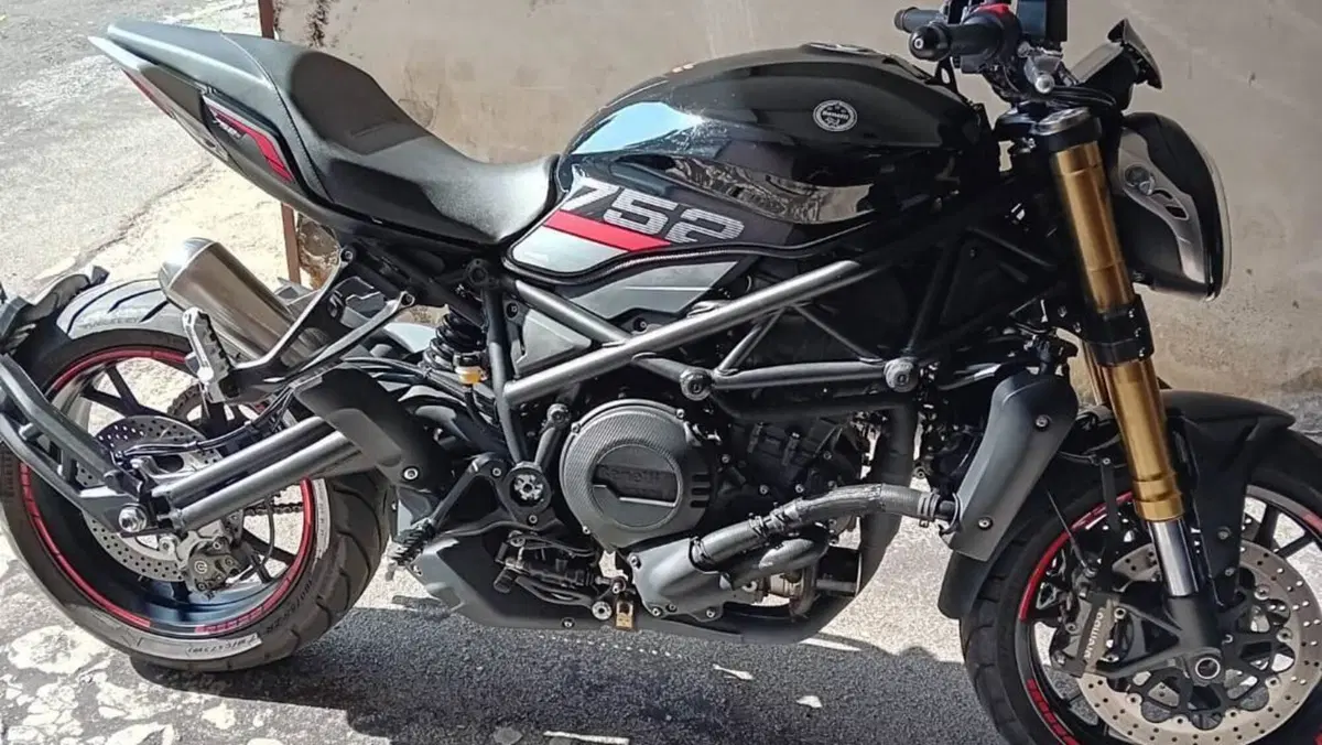 Benelli 752 S (2022 - 25)  (4)