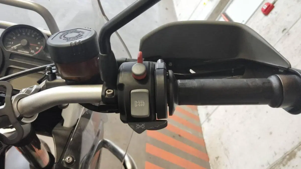 Bmw R 1200 GS (2010 - 12)  (4)