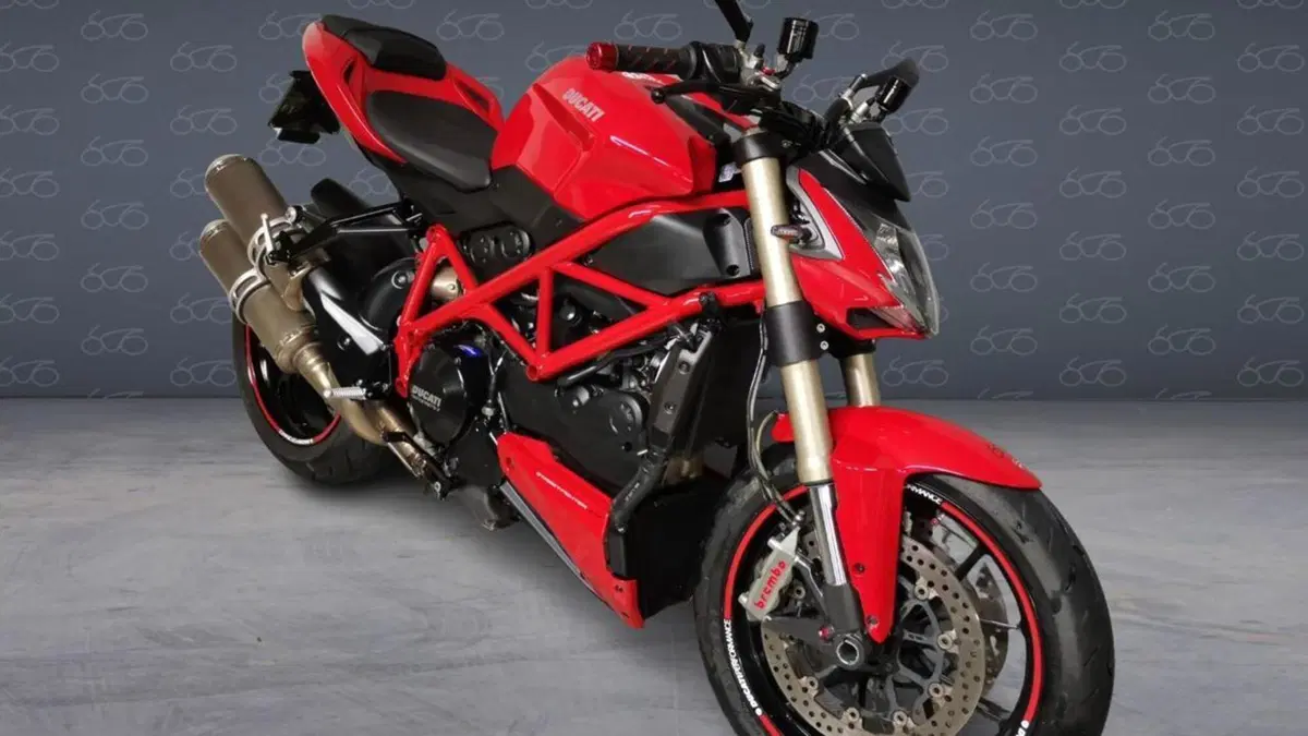 Ducati Streetfighter 848 (2011 - 15)  (2)