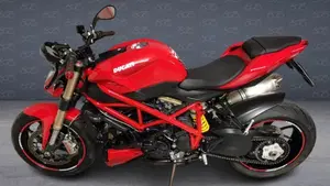 Ducati Streetfighter 848 (2011 - 15)  (3)