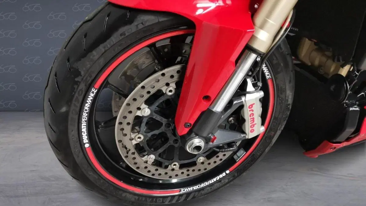 Ducati Streetfighter 848 (2011 - 15)  (5)