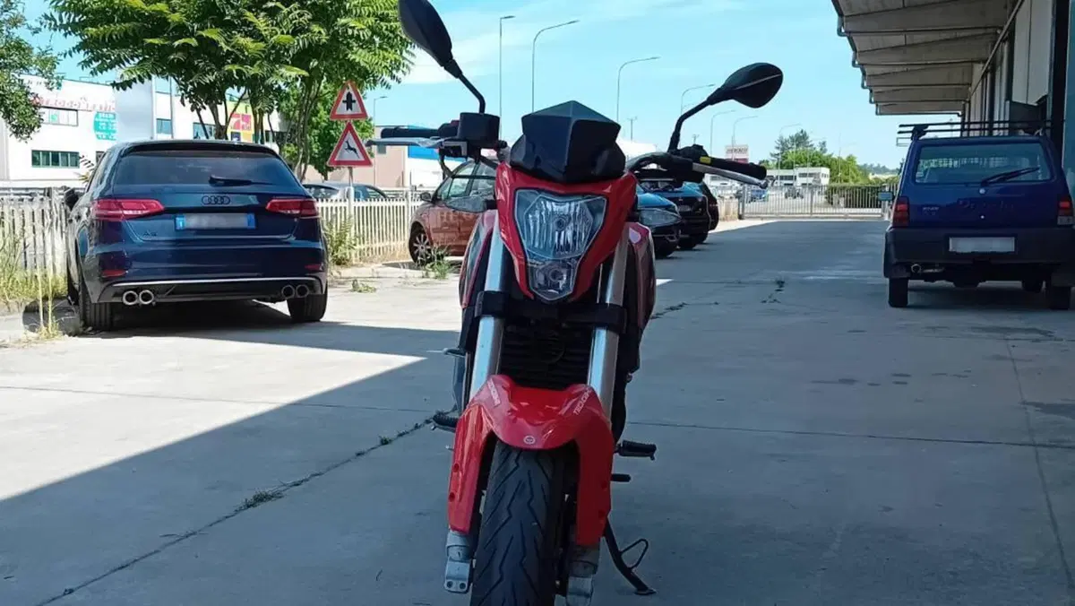 Benelli BN 251 (2015 - 16)  (4)