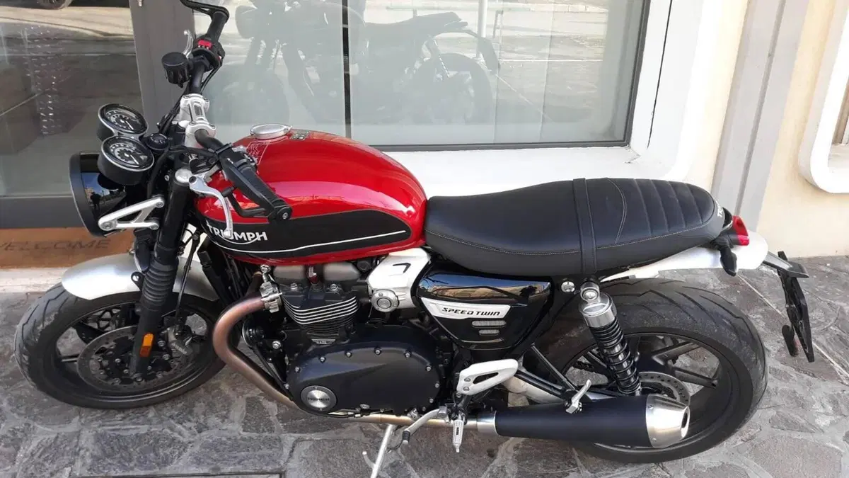 Triumph Speed Twin 1200 (2019 - 20)  (5)