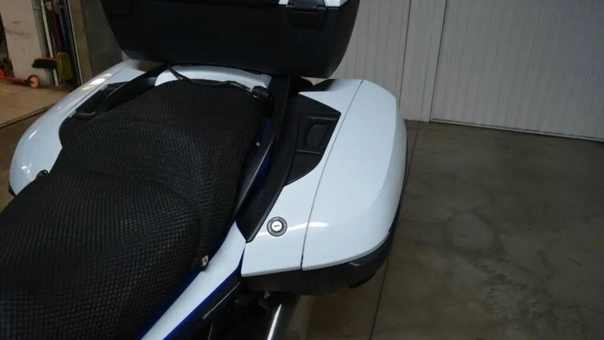 Bmw K 1600 GT (2022 - 27)  (10)