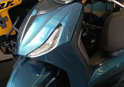 Piaggio Beverly 400 ABS-ASR (2021 - 24) - Annuncio 10040068