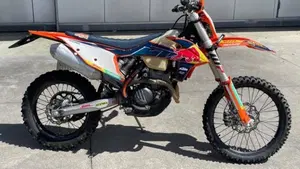 KTM 250 EXC-F (2022)  (4)