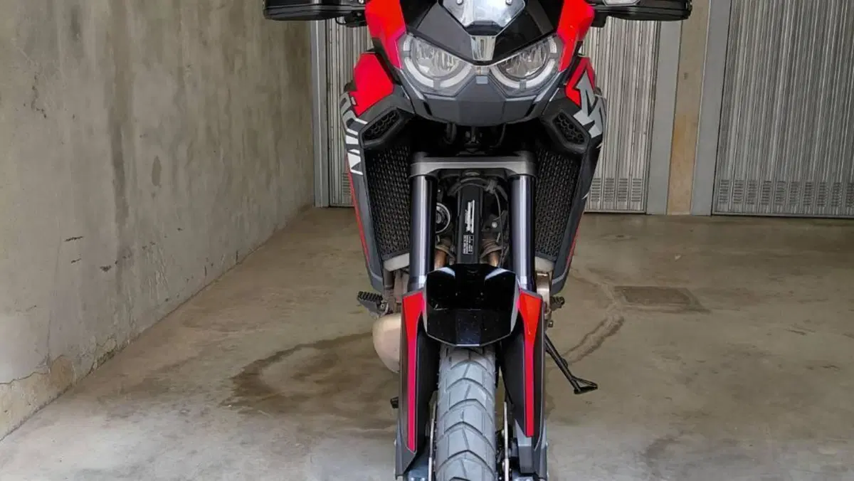 Honda Africa Twin CRF 1100L Urban (2022 - 23)  (3)