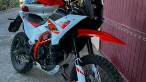 KTM 390 Adventure R (2025 - 26)  (2)