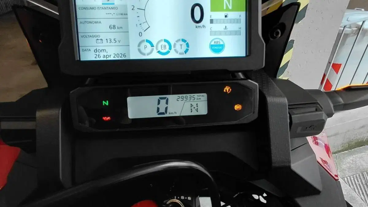 Honda Africa Twin CRF 1100L Urban (2022 - 23)  (9)