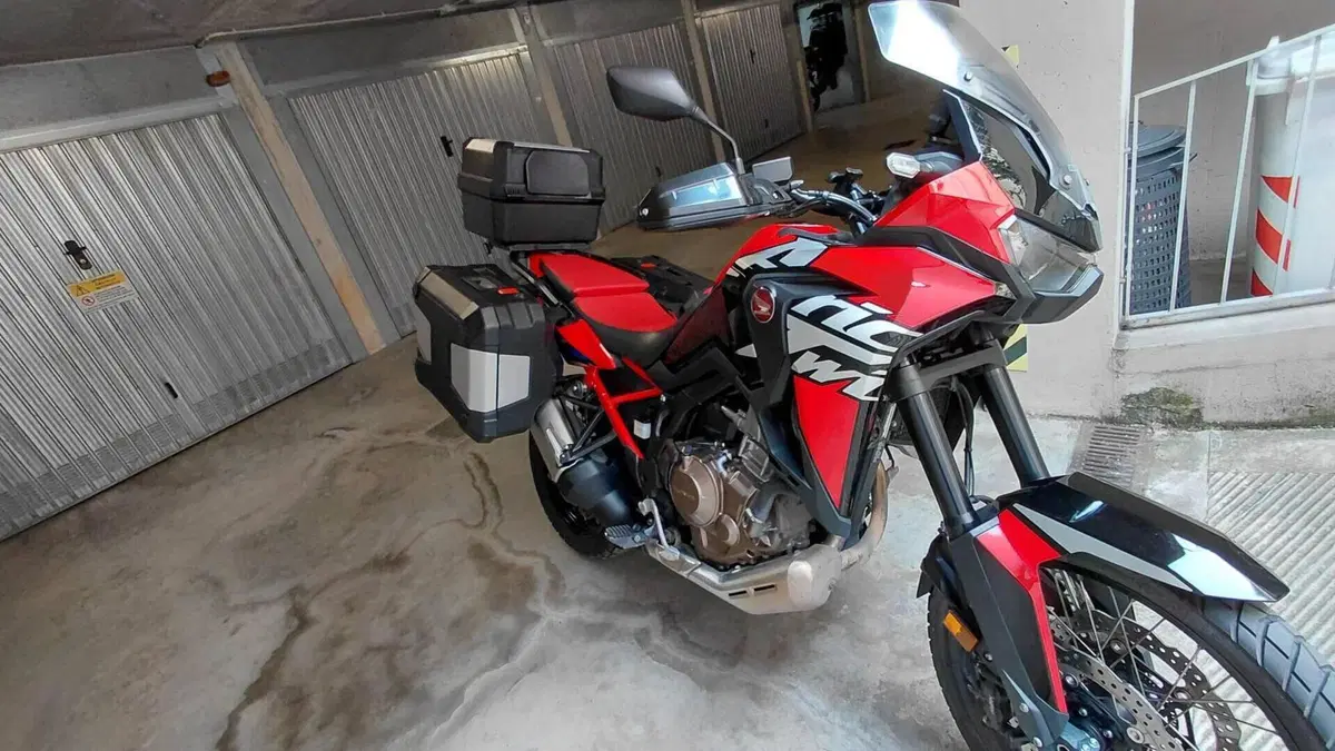 Honda Africa Twin CRF 1100L Urban (2022 - 23)  (13)