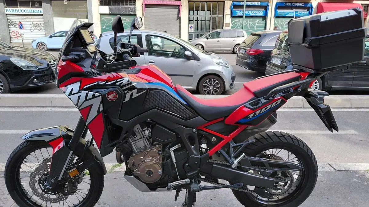 Honda Africa Twin CRF 1100L Urban (2022 - 23)  (14)