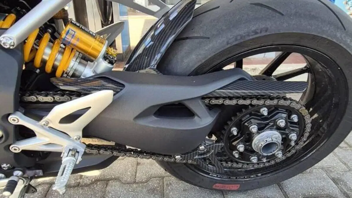 Triumph Speed Triple 1200 RS (2021 - 24)  (7)